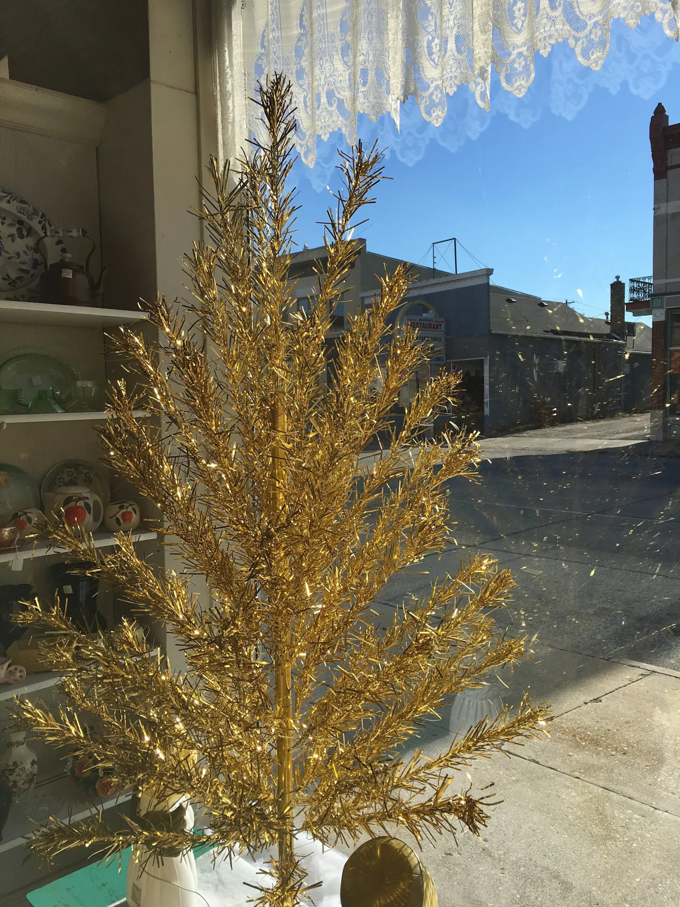 Photo for Evergleam Gold Aluminum Christmas Tree